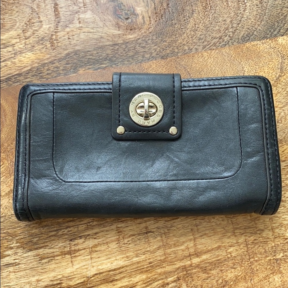Marc Jacobs leather wallet